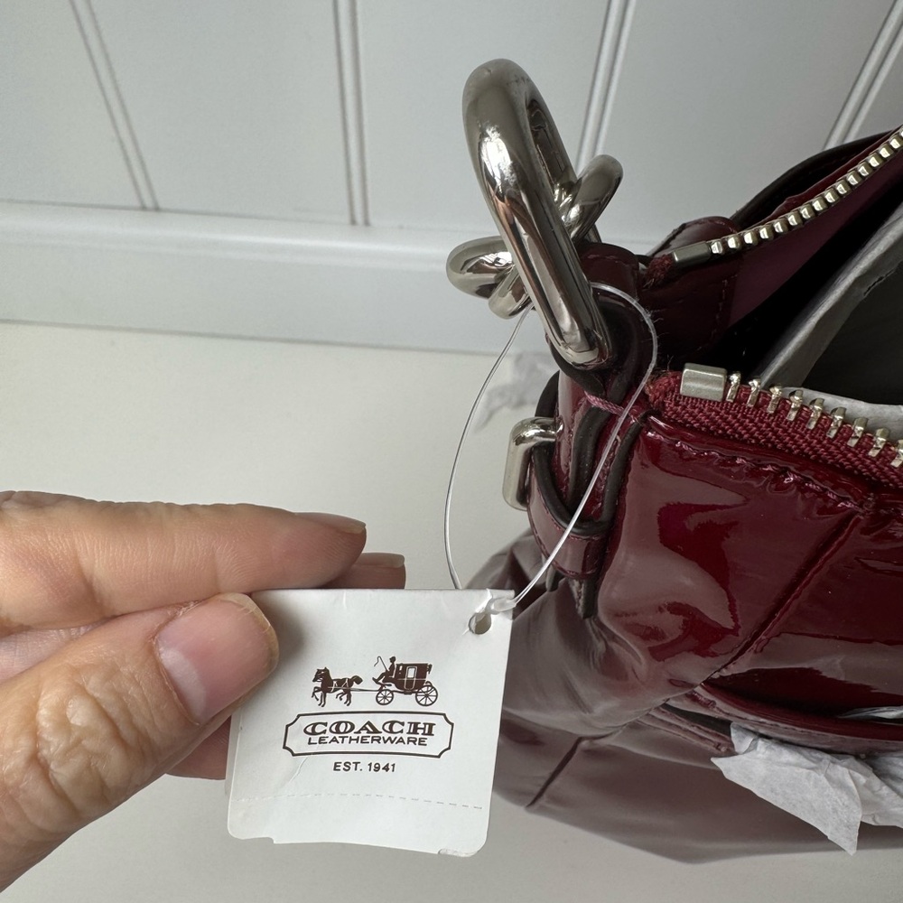 Coach Women’s Chelsea Red Patent Leather Hobo Handbag Purse - Picture 12 of 12